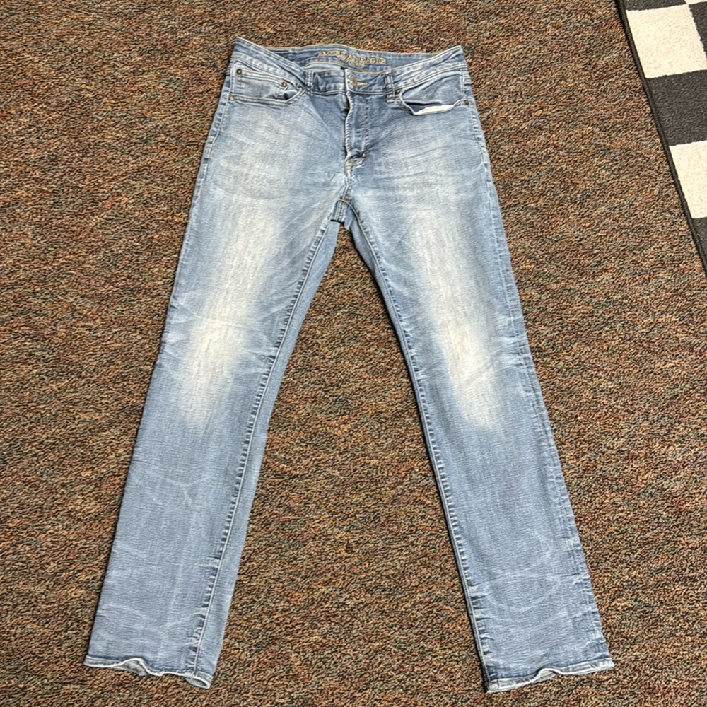 AMERICAN EAGLE JEANS SIZE 36 x 32